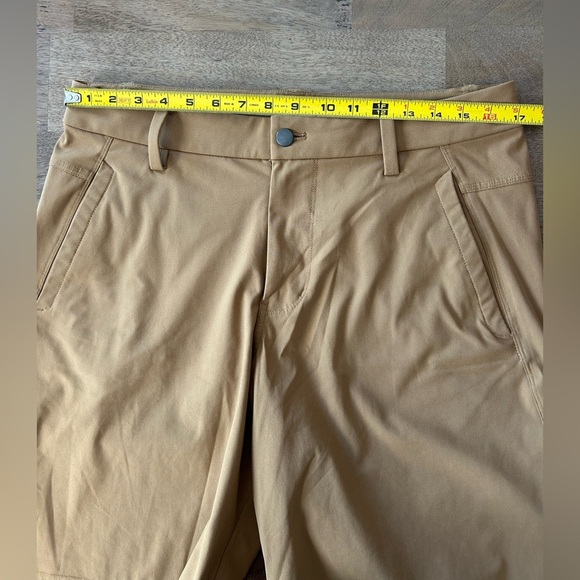 Lululemon Men’s Shorts size 34 - Picture 7 of 8